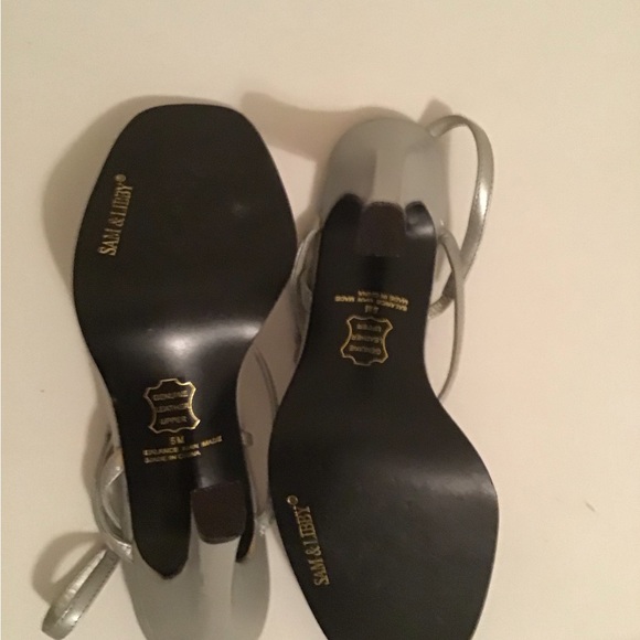 Sam & Libby vintage strap shoes - Picture 2 of 4